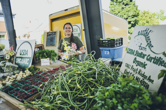Rachelle Bostwick - Earthkeeper Farm