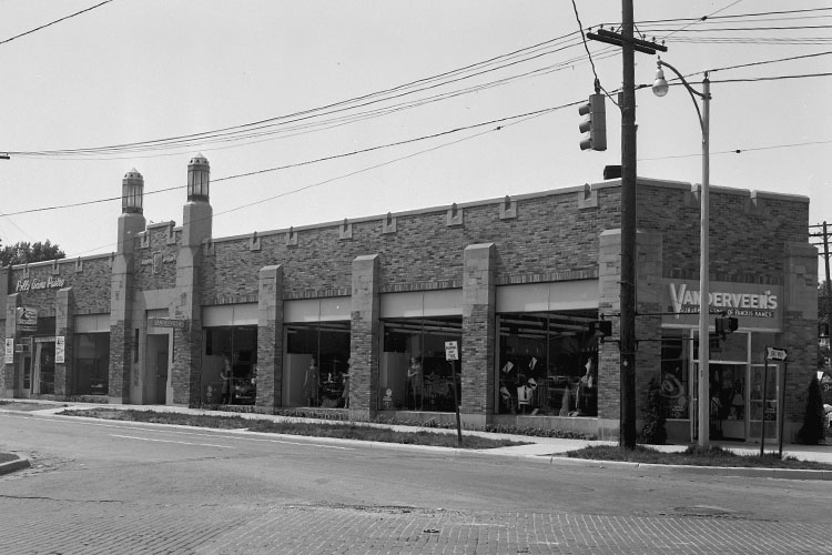 Vanderveen's store, 1954