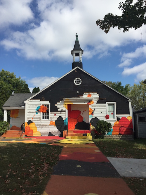 El viejo edificio de la Iglesia San Jose Obrero en la 333 de la Calle Rumsey