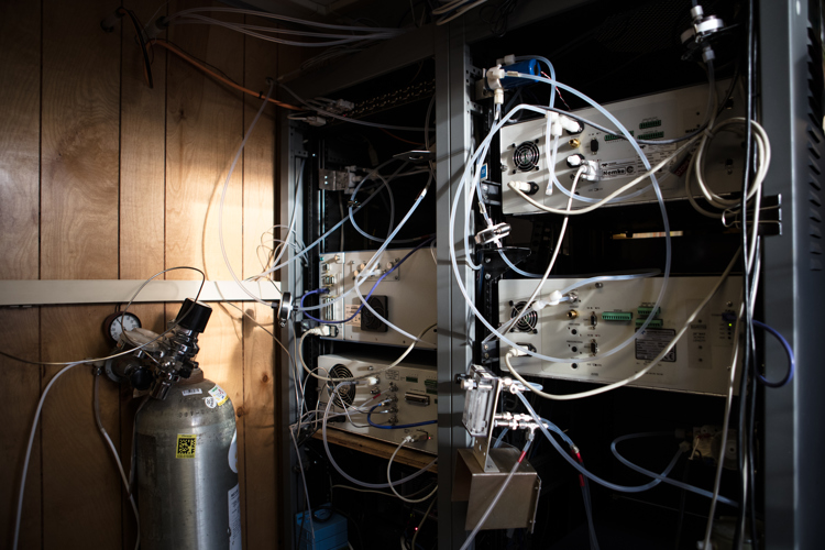 Existing technologies use large complicated components to measure air quality. 