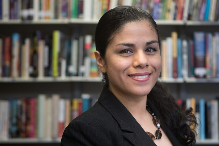Elisa Pérez-Arellano