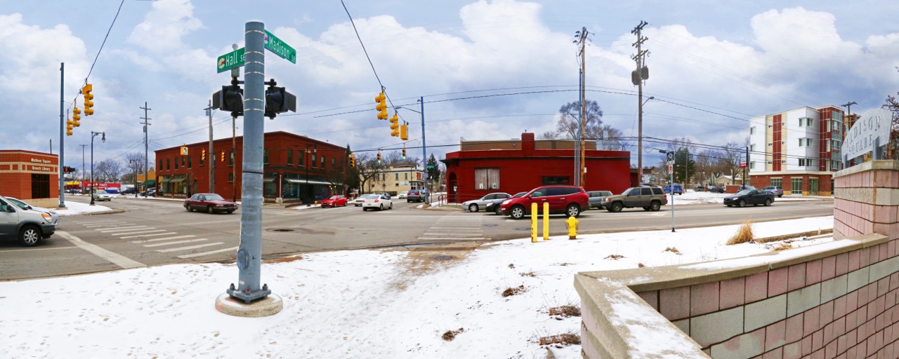 IntersecciÃ³n de la calle Hall y la avenida Madison