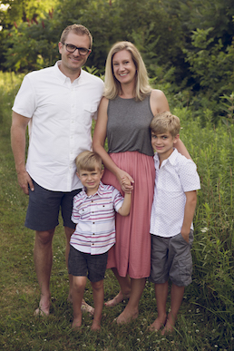 Michael Scholten and his wife Kelli and two sons, Jack and Theo Photo courtesy of Michael Scholten