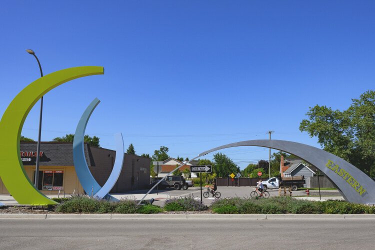 Photo by Doug Coombe