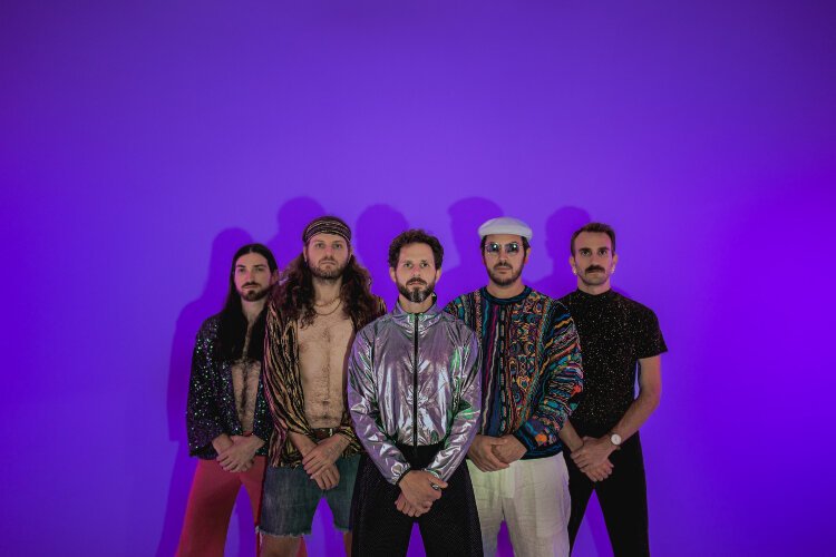 Courtesy of Loren Johnson and Sunfire Studios