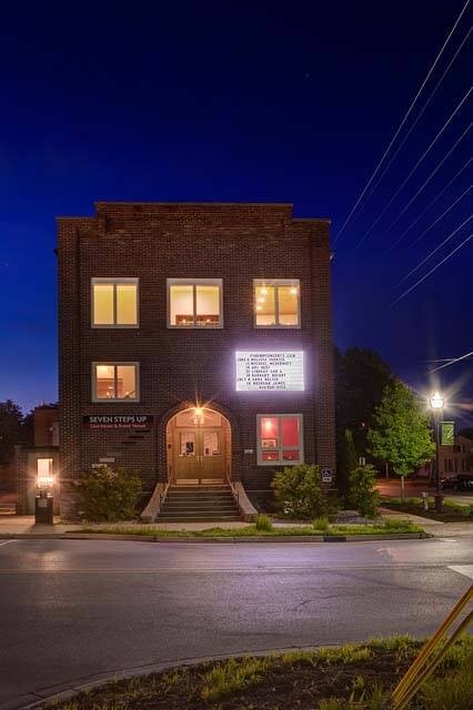 Seven Steps Up at night.