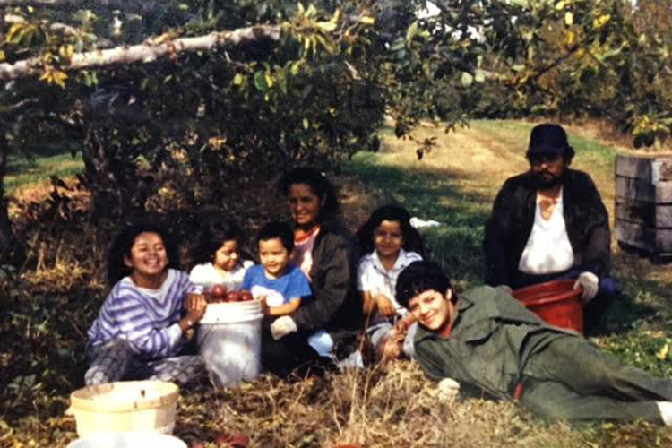 Feliciano, Ivan & Sadoc Paredes with their family.